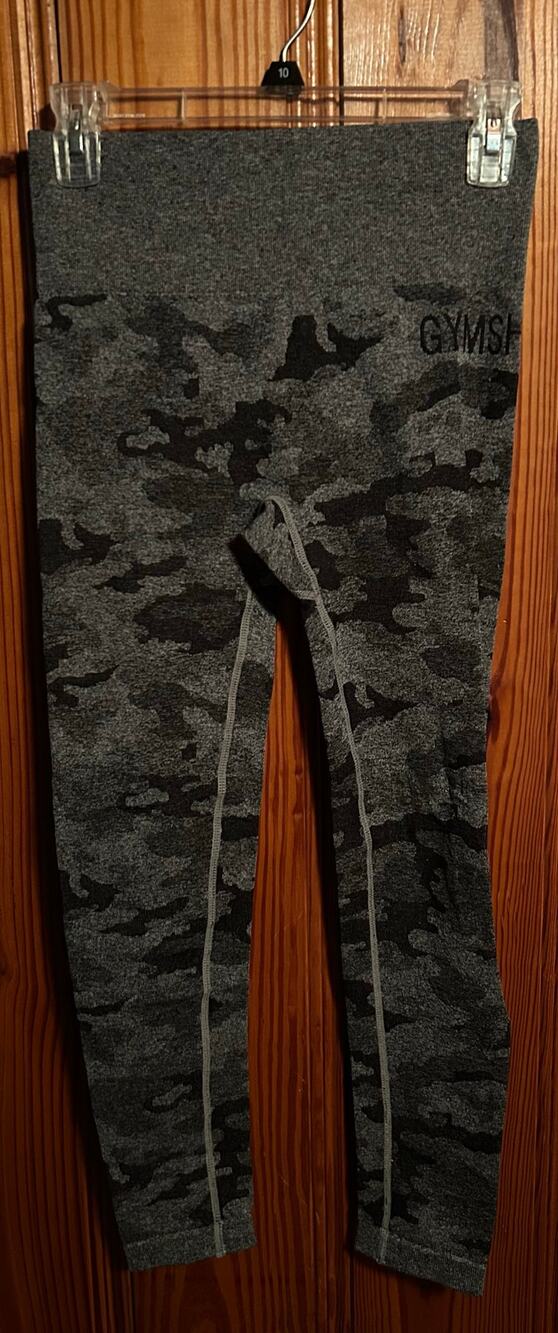 Women’s gymshark gray/black camo 7/8 inch high rise leggings gym athletic small